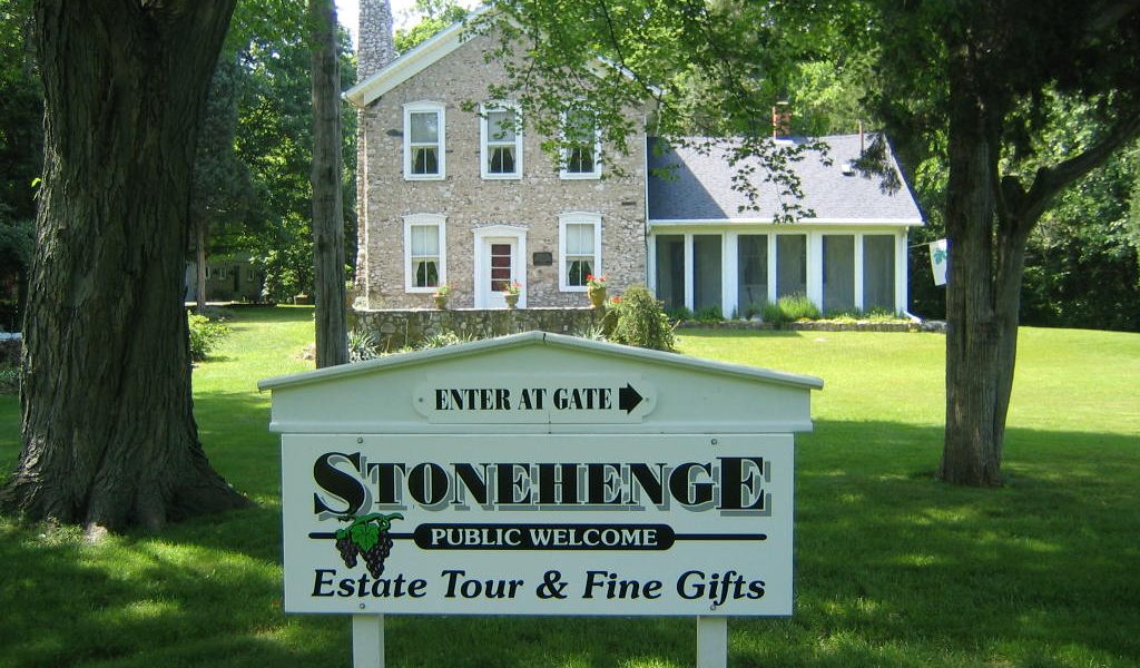 Stonehenge Historic Estate